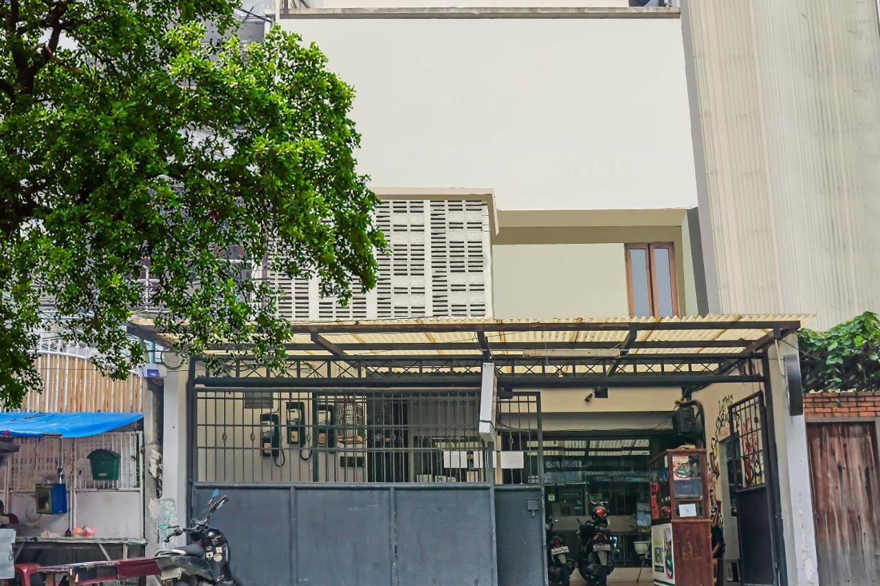 Spot On 91821 The Packer Lodge Jakarta Exterior photo